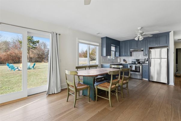 Dining room, Interior, Kitchen, Stainless Steel Appliances, Wood Texture Flooring