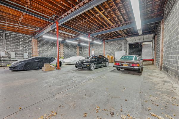 Garage, Interior, Stone Walls