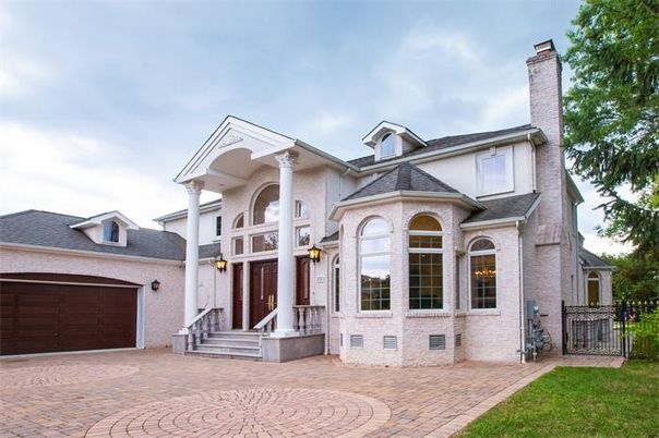 Attached, Exterior, Facade, French Provincial