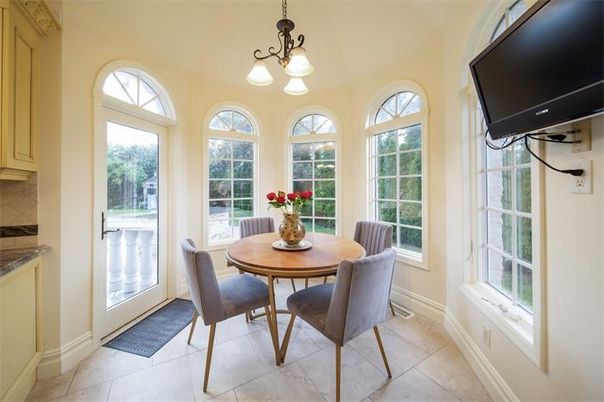 Chandelier, Dining room, Interior, Pendant Lights