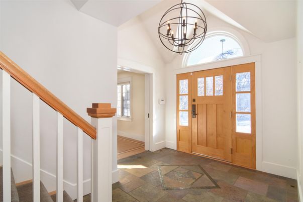 Chandelier, Interior, Pendant Lights