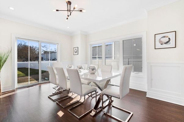 Dining room, Interior, Pendant Lights, Recessed Lighting, Wood Texture Flooring