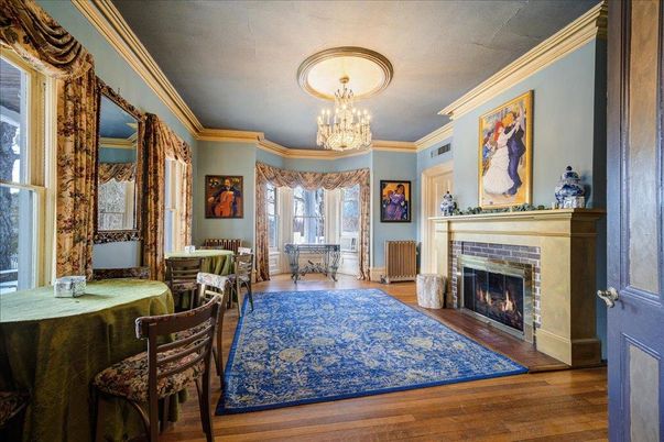 Chandelier, Dining room, Fireplace, Interior, Wood Texture Flooring