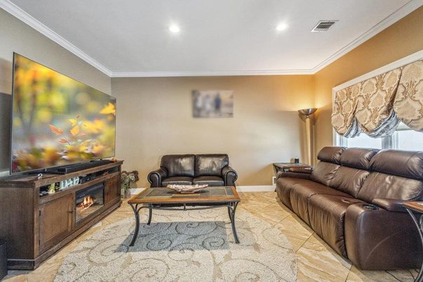 Fireplace, Interior, Living room, Recessed Lighting