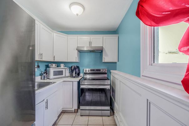 Interior, Kitchen, Stainless Steel Appliances