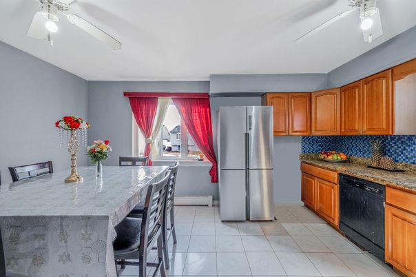 Dining room, Interior, Kitchen, Stainless Steel Appliances