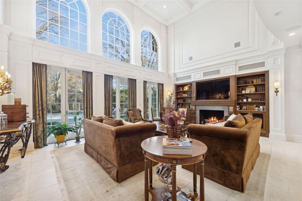 Fireplace, Interior, Living room, Recessed Lighting