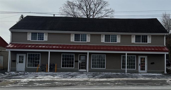 Exterior, Facade, Georgian