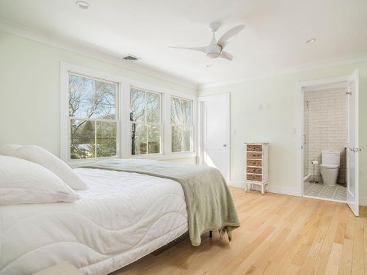 Bathroom, Bedroom, Interior, Recessed Lighting, Wood Texture Flooring