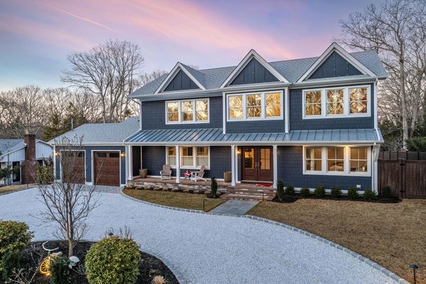 Attached, Exterior, Facade, Farmhouse