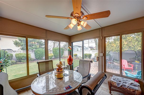 Dining room, Interior, Sun Room
