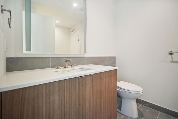 Bathroom, Interior, Recessed Lighting