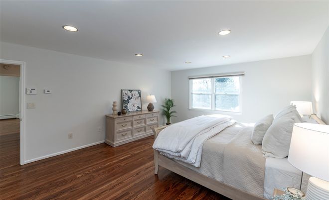 Bedroom, Interior, Recessed Lighting, Wood Texture Flooring