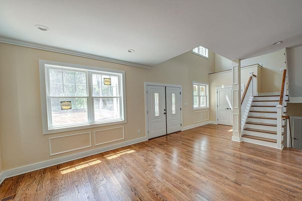 Empty room, Interior, Recessed Lighting, Wood Texture Flooring