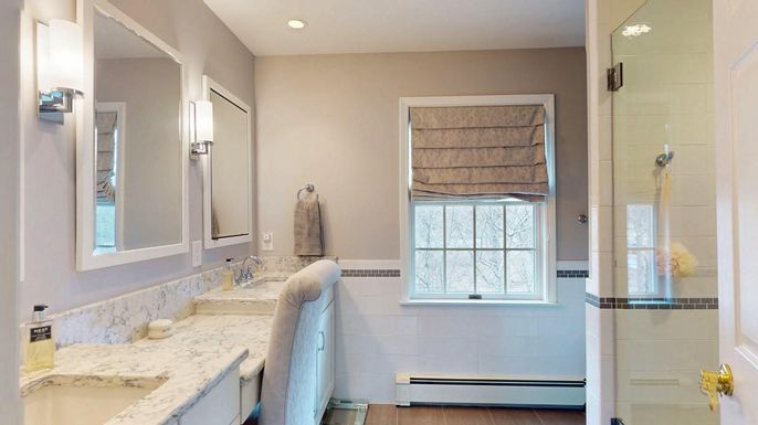 Bathroom, Interior, Recessed Lighting