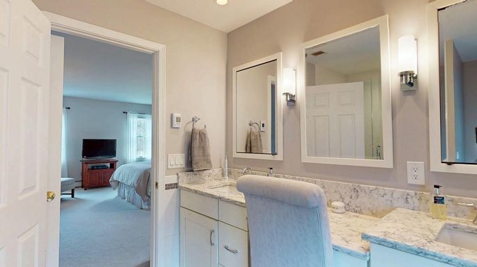 Bathroom, Interior, Recessed Lighting