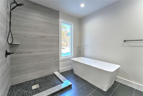 Bathroom, Free Standing Baths, Interior, Recessed Lighting