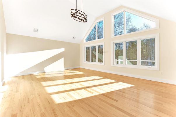 Empty room, Interior, Pendant Lights, Wood Texture Flooring
