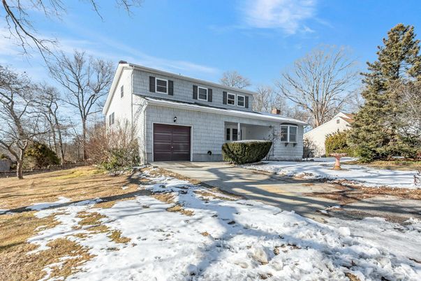 Attached, Backyard, Exterior, Facade, Georgian
