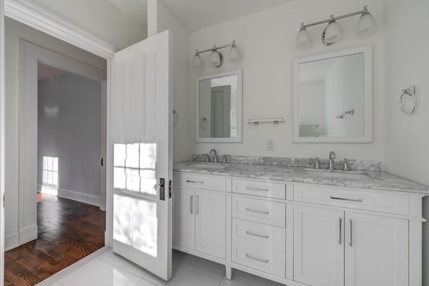 Bathroom, Dual Sink Vanities, Interior, Wood Texture Flooring