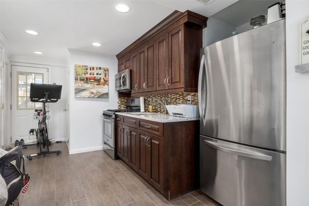 Interior, Kitchen, Recessed Lighting, Wood Texture Flooring