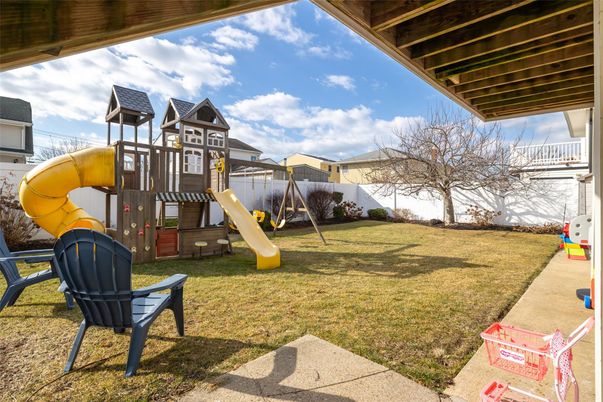 Backyard, Exterior, Playground