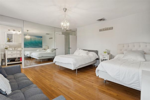 Bedroom, Interior, Pendant Lights, Wood Texture Flooring