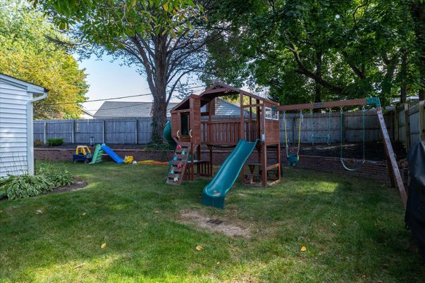 Backyard, Exterior, Playground