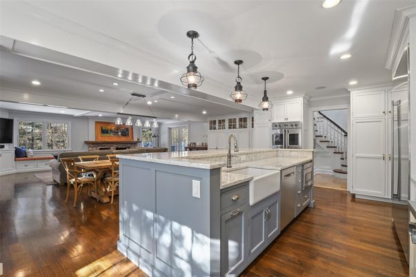 Dining room, Interior, Kitchen, Living room, Pendant Lights, Recessed Lighting, Stainless Steel Appliances, Wood Texture Flooring