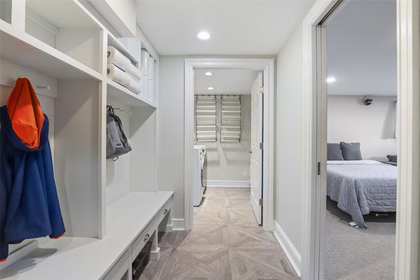 Bedroom, Interior, Recessed Lighting, Walk-in Closets
