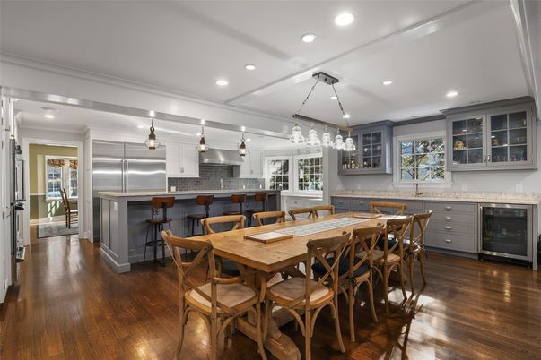 Dining room, Interior, Kitchen, Pendant Lights, Recessed Lighting, Stainless Steel Appliances, Wood Texture Flooring