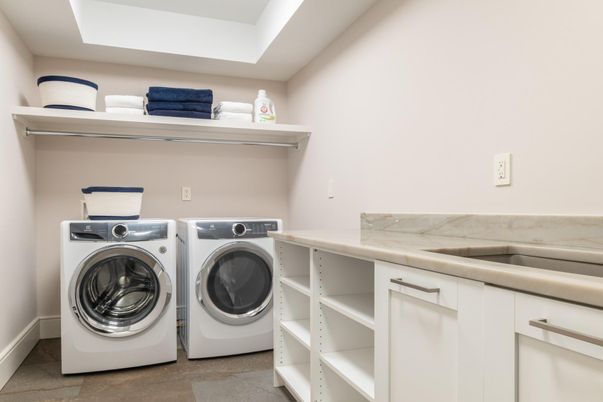 Interior, Washer