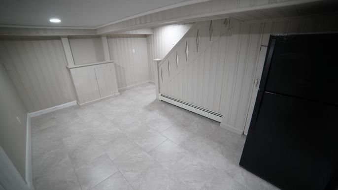 Empty room, Interior, Recessed Lighting