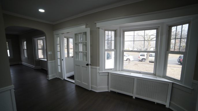 Interior, Recessed Lighting, Wood Texture Flooring