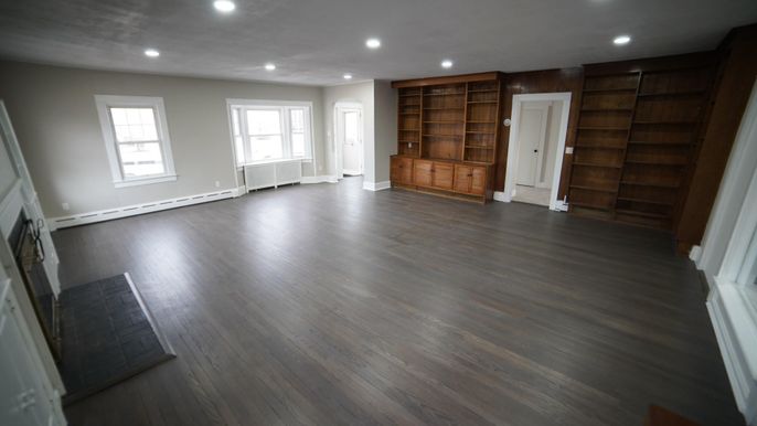 Empty room, Interior, Recessed Lighting, Wood Texture Flooring