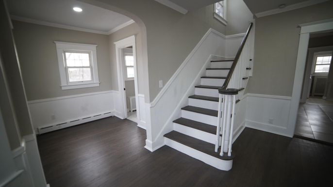 Interior, Recessed Lighting, Wood Texture Flooring