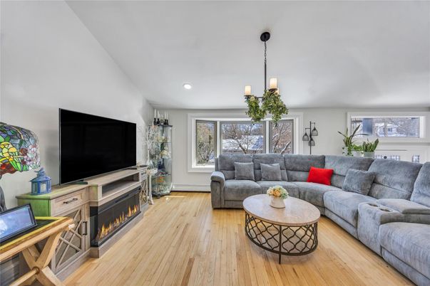 Fireplace, Interior, Living room, Pendant Lights, Recessed Lighting, Wood Texture Flooring