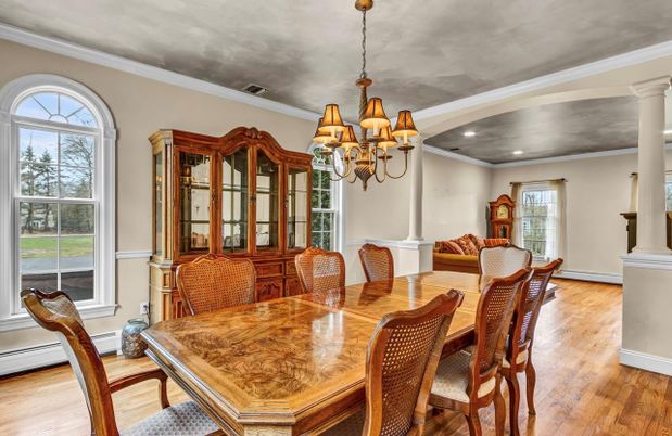 Chandelier, Dining room, Interior, Recessed Lighting, Wood Texture Flooring