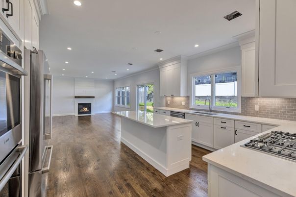 Fireplace, Interior, Kitchen, Recessed Lighting, Wood Texture Flooring