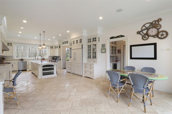 Dining room, Interior, Kitchen, Pendant Lights, Recessed Lighting, Stainless Steel Appliances