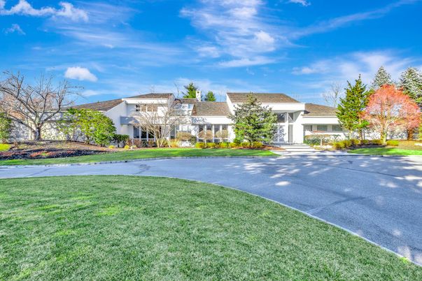 Backyard, Exterior, Facade, French Provincial