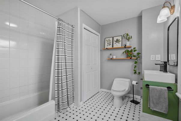 Bathroom, Interior