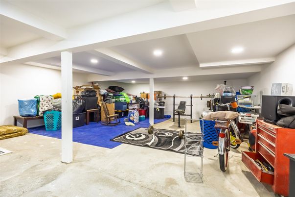 Fitness Equipment, Interior, Recessed Lighting
