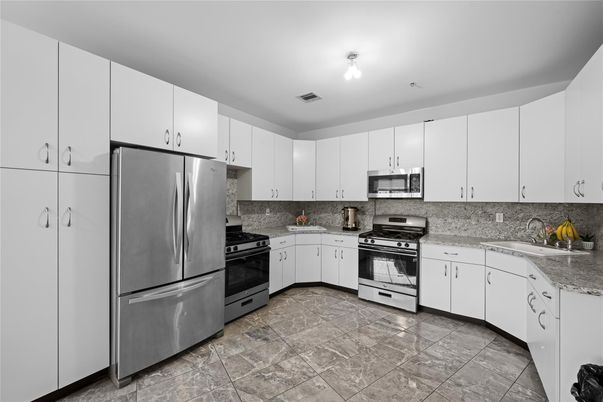 Interior, Kitchen, Stainless Steel Appliances