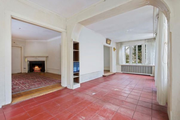 Empty room, Fireplace, Interior