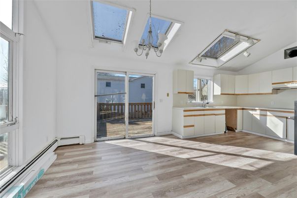 Interior, Kitchen, Pendant Lights, Wood Texture Flooring