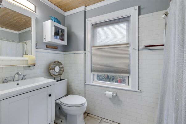 Bathroom, Interior, Wooden Ceilings