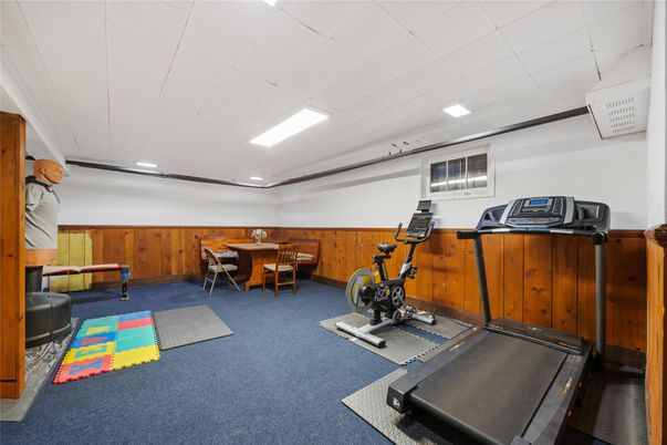 Dining room, Fitness Equipment, Interior, Recessed Lighting