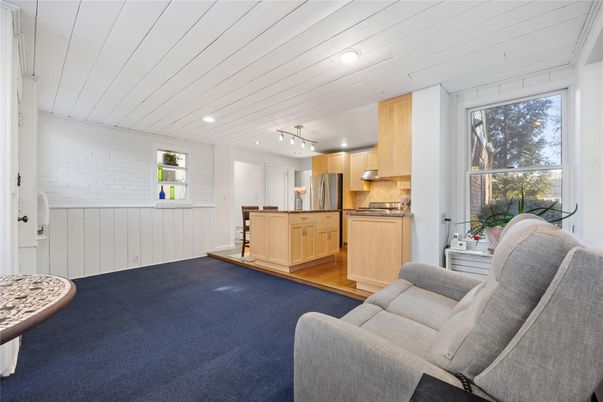 Interior, Kitchen, Living room, Pendant Lights, Recessed Lighting, Stainless Steel Appliances
