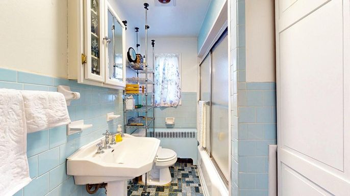 Bathroom, Interior